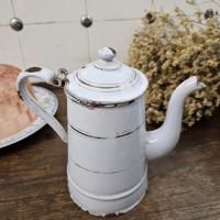 2 cafetiere emaillee blanche