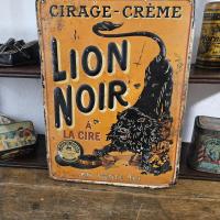 2 tole lion noir