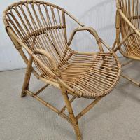 3 fauteuils coquilles rotin